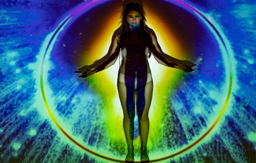 The Mystical Connection Between Kundalini Energy and Chakra Healing